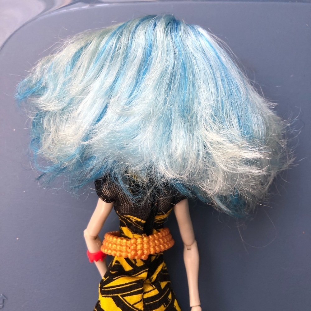 💕💕Vintage Monster High💘 Fan favourite Ghoulia Yelps **sold as is - Picture 5 of 8